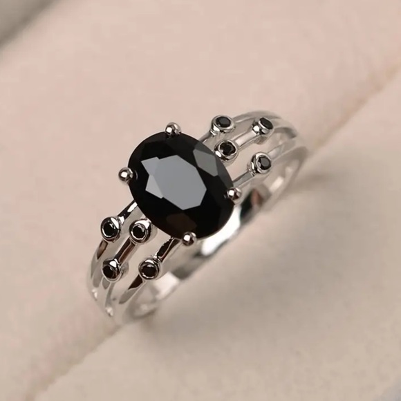 - 🖤Beautiful 925 Sterling Silver Black Obsidian Layered Ring - Picture 2 of 16